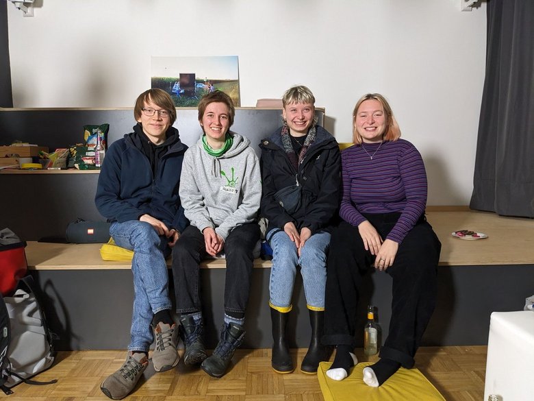 Auf dem Bild ist der letzte Vorstand von Janun Oldenburg zu sehen dieser bestand aus 4 personen